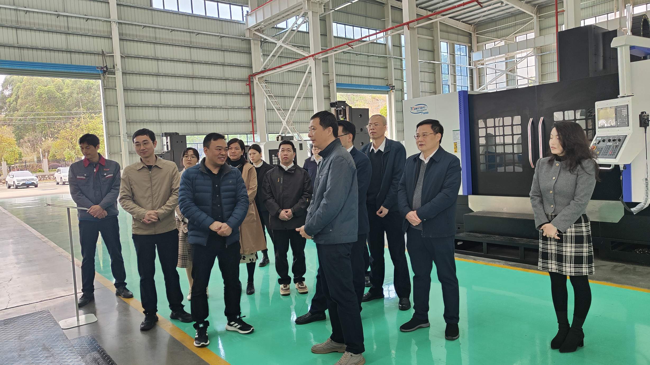 参观调研 | 省工业和信息化厅副厅长陈磊一行莅临广东义同参观调研